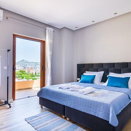Great Alexander Suites Sarandë Exteriör bild