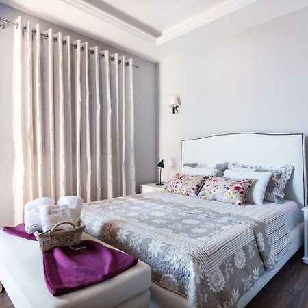 Great Alexander Suites Sarandë Exteriör bild