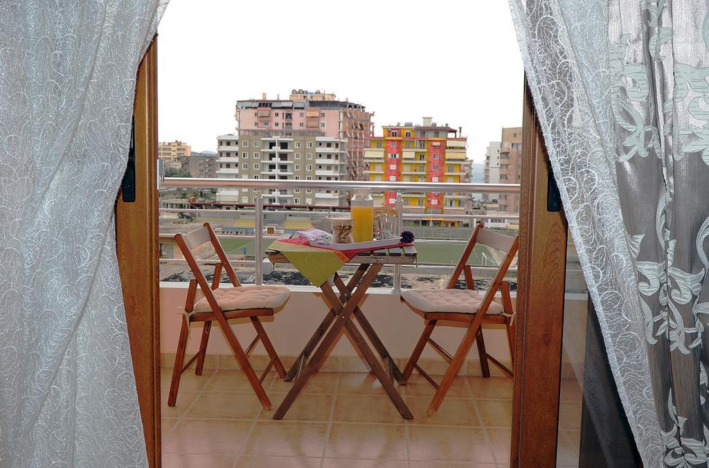 Great Alexander Suites Sarandë Exteriör bild