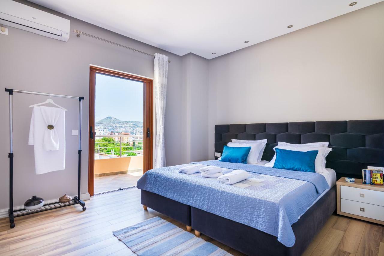 Great Alexander Suites Sarandë Exteriör bild