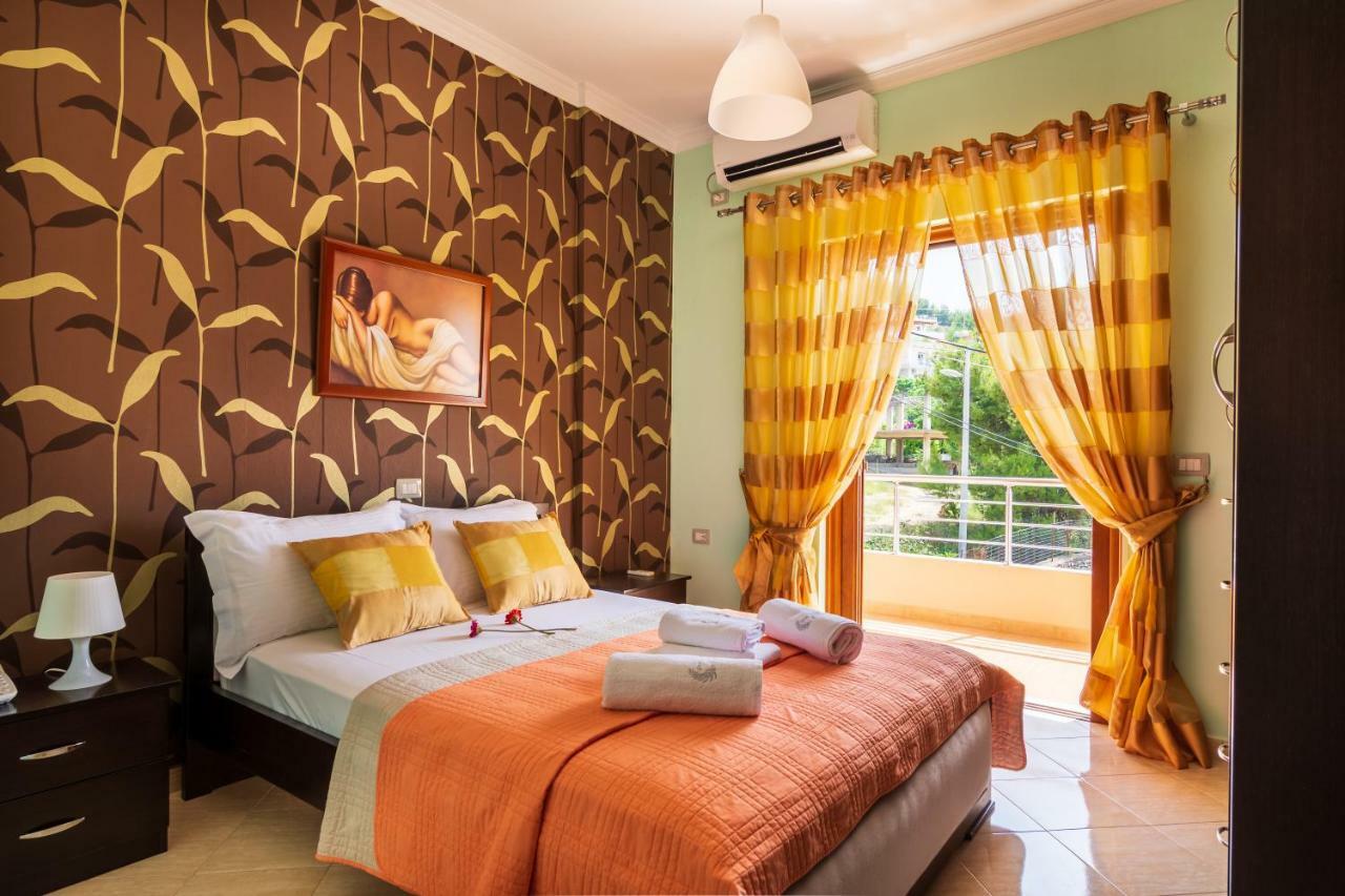 Great Alexander Suites Sarandë Exteriör bild
