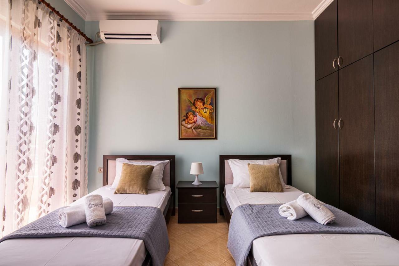 Great Alexander Suites Sarandë Exteriör bild